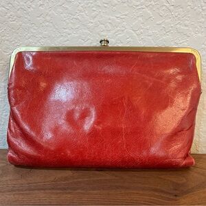 HOBO Oversized Lauren Wallet to Crossbody Convertible